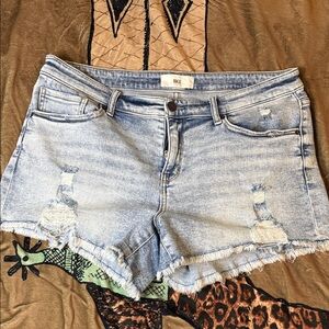 NWOT BKE Distressed Light Blue Jean Shorts 32